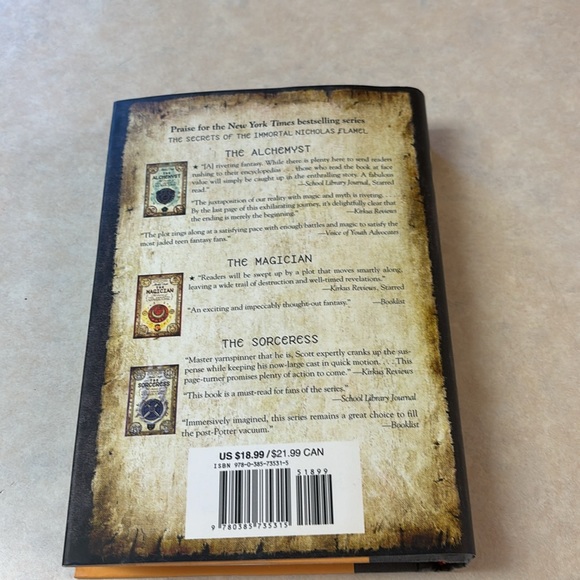 The Necromancer by Michael Scott. The secrets of the Immortal Nicholas Flattiel - Picture 4 of 4